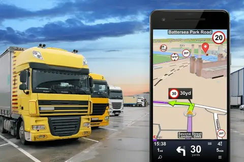 Koniec z mandatami! Darmowa nawigacja dla ciężarówek: ROAD LORDS vs Eurowag
