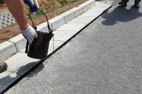 Ile kosztuje wylanie asfaltu? Cennik m2 i sekrety oszczędności