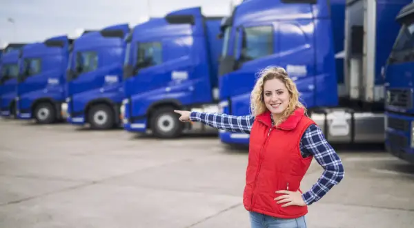 Koszt prawa jazdy na ciężarówkę: Od 17 000 do 25 000 zł? Sprawdź!
