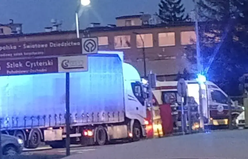 ciężar&oacute;wka służby ratunkowe polska