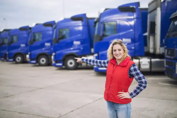 Koszt prawa jazdy na ciężarówkę: Od 17 000 do 25 000 zł? Sprawdź!